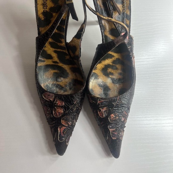 Roberto Cavalli Pointed Toe Slingback Heels - Picture 7 of 8